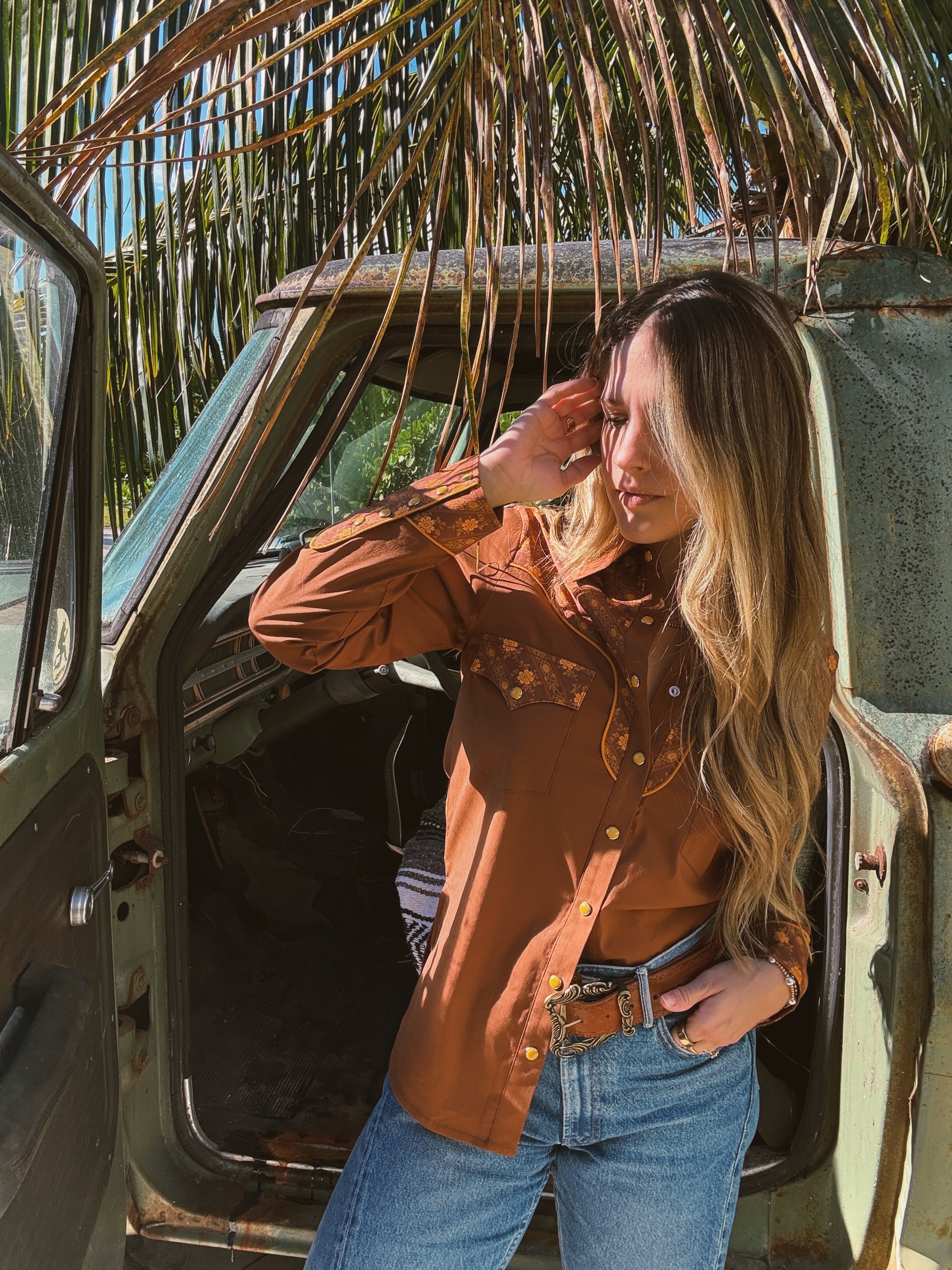 John Wayne Western Pearl Snap Button Up Top In Brown