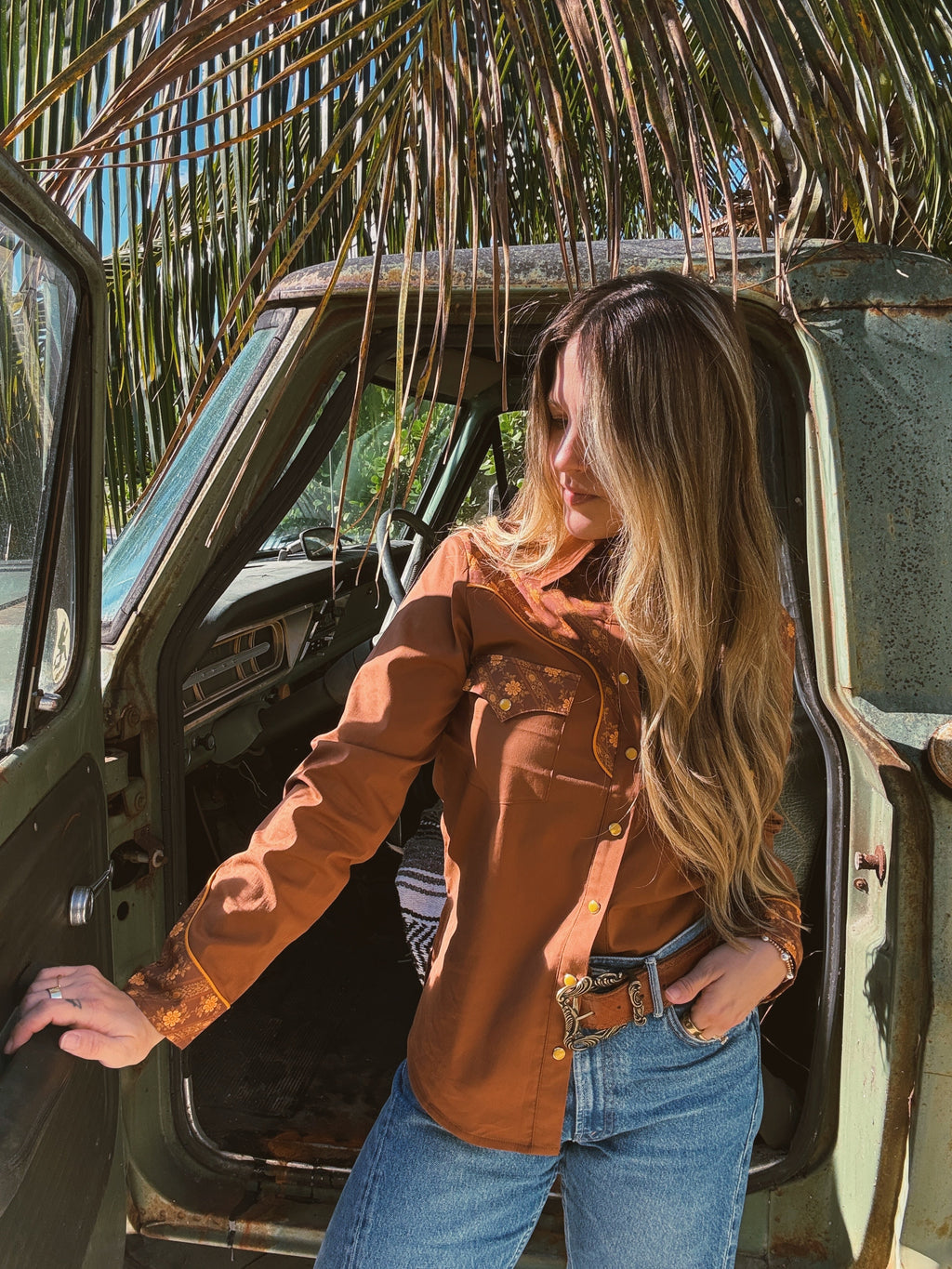 John Wayne Western Pearl Snap Button Up Top In Brown